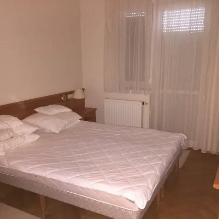 Vizkoezeli Panoramas 4 Fos Badacsonytomajon Apartmán